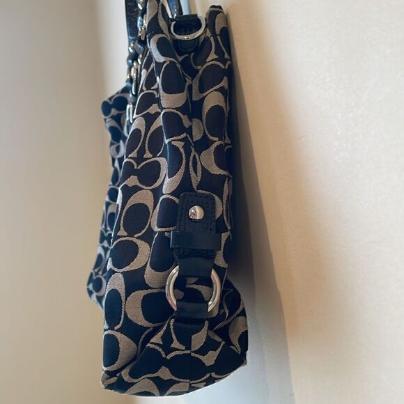 Coach Ashley Signature Carryall Black and Tan F15510 - Picture 4 of 9